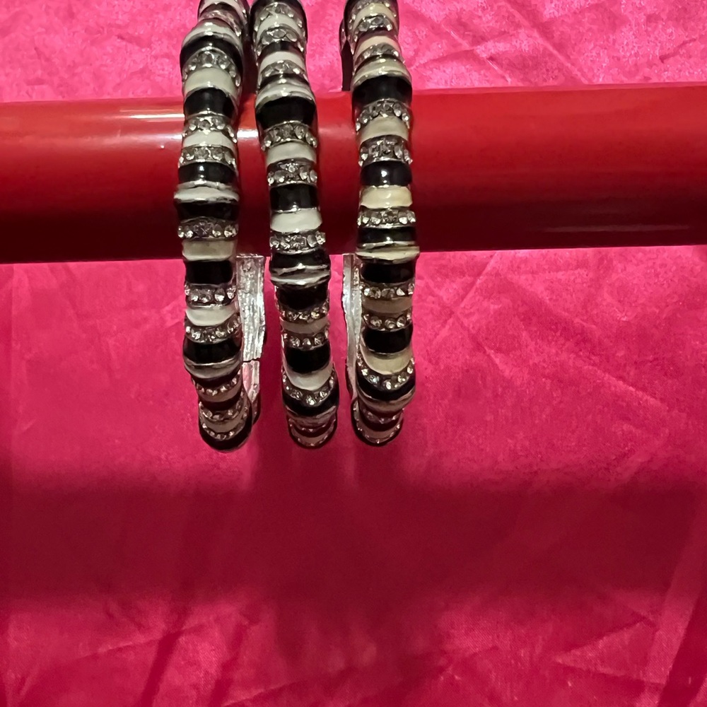 Sassy Jones Bangles